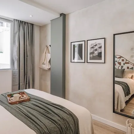 Tahua - 1 Bedroom And Terrace In Santo Antonio Apartment Lisbon